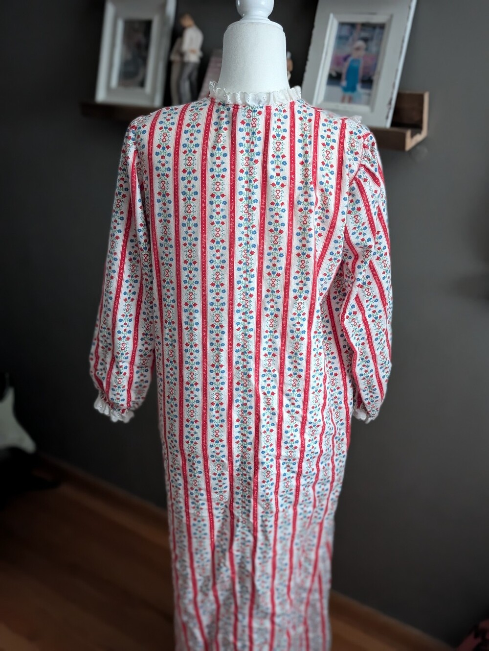 Vintage Lanz of Salzburg Cotton Flannel Maxi Nightgown Large Cottagecore Lace - Picture 4 of 5